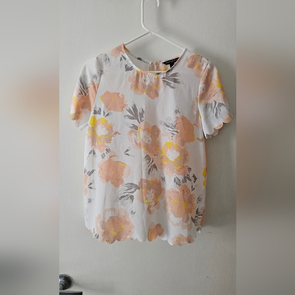 Banana Republic Relaxed White and Gray Blouse - Picture 6 of 6